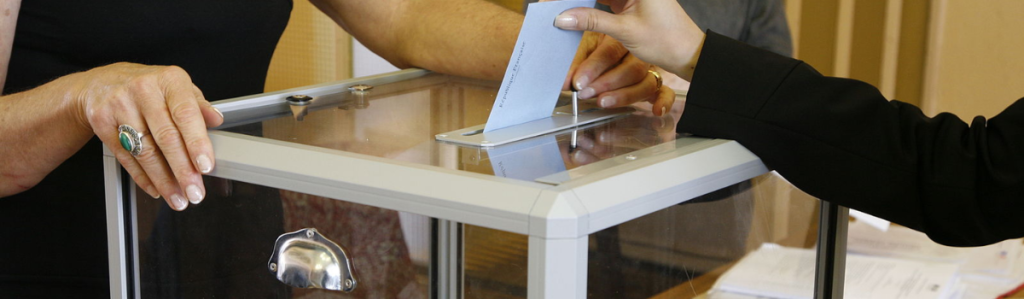 Urne de vote pour élections municipales 2026