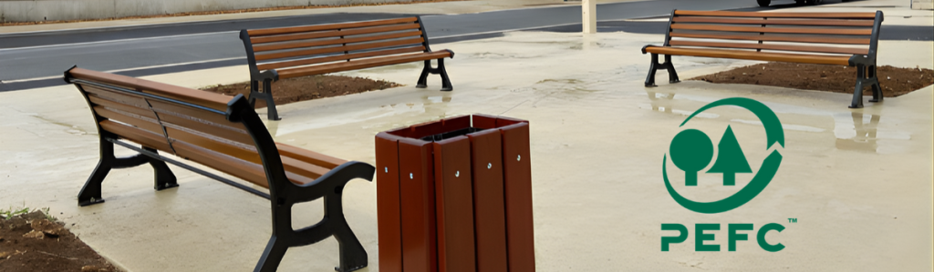 Mobilier urbain en bois traité